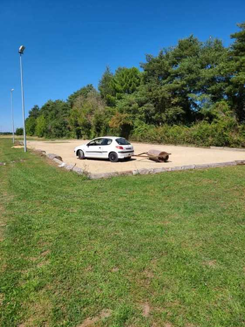 Terrain de pétanque du club Union Bouliste Montcressonnaise - Montcresson