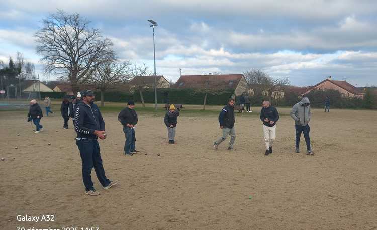 Terrain de pétanque du club Lusigny Pétanque - Lusigny