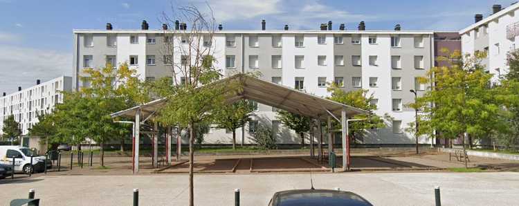Terrain de pétanque du club PÉTANQUE LES TROIS BOULES - Thionville